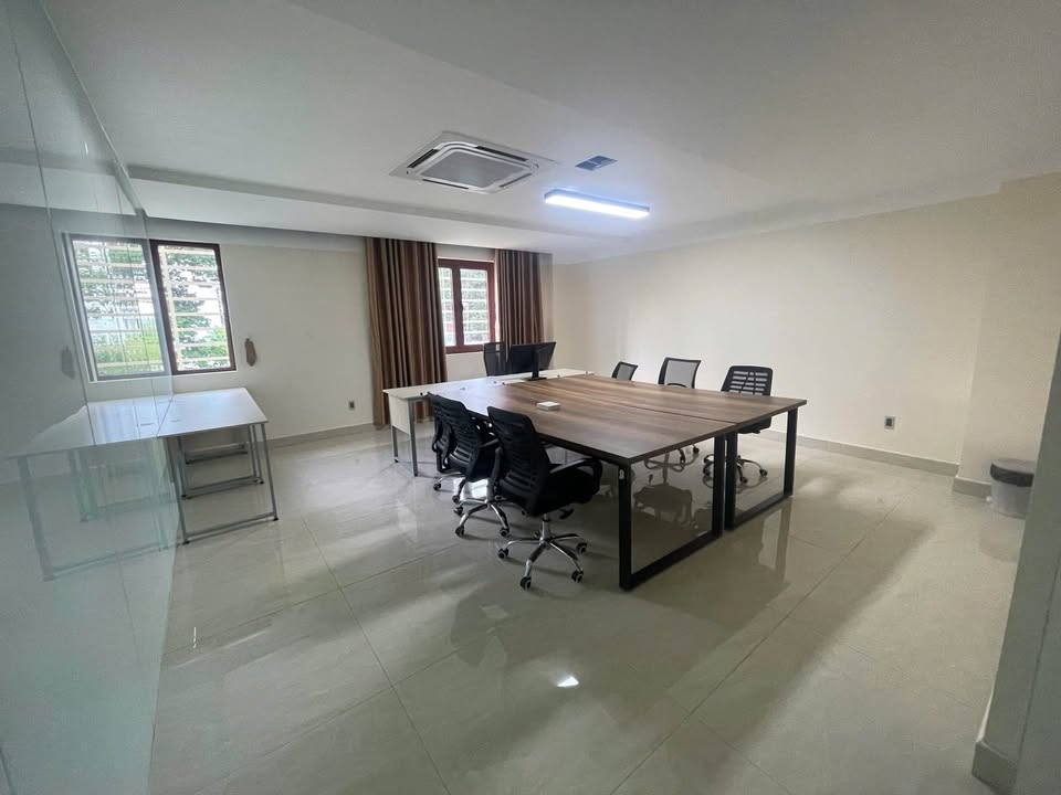 Cho thuê văn phòng Thủ Đức 30-40m² giá từ 15 triệu - Văn phòng hiện đại, tiện nghi