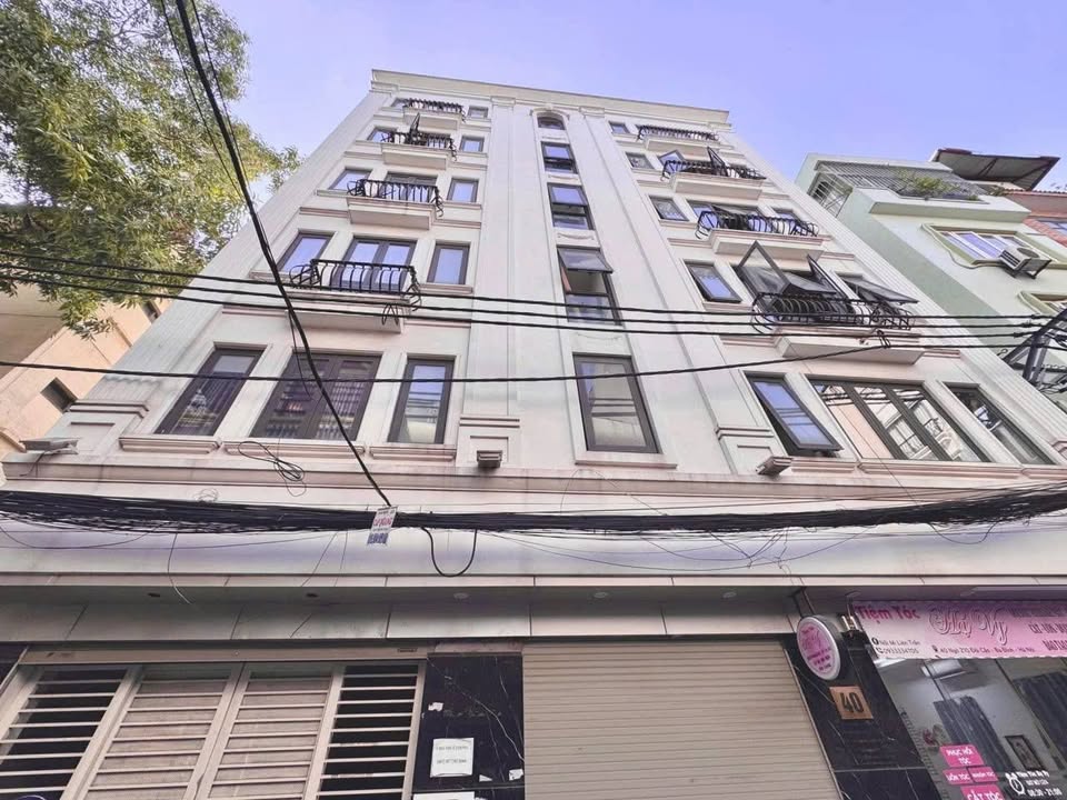 Tòa nhà văn phòng tại Đội Cấn, Ba Đình 75m² giá 26.45 tỷ - Dòng tiền cực đẹp!