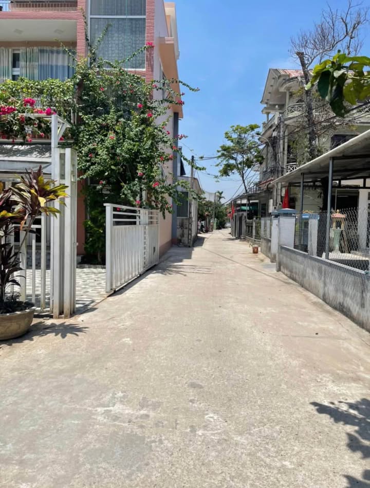 Đất ở 100% tại Kiệt 26 Lý Nam Đế, An Hoà 83m² giá 1.3 tỷ - Gần chợ và trường học!