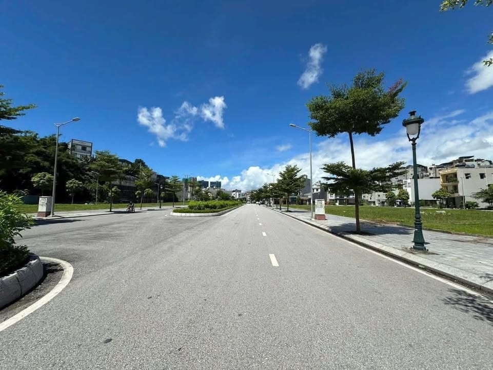 Đất chính chủ Khu đô thị Lideco Bãi Muối 71,2m² giá chỉ 2 tỷ - Ô tô tận nơi!