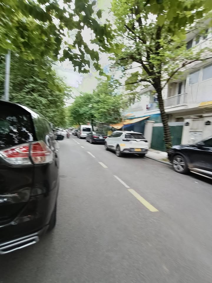 Nhà liền kề TT18 Văn Quán 85m² giá thỏa thuận - Chính chủ bán ngay!