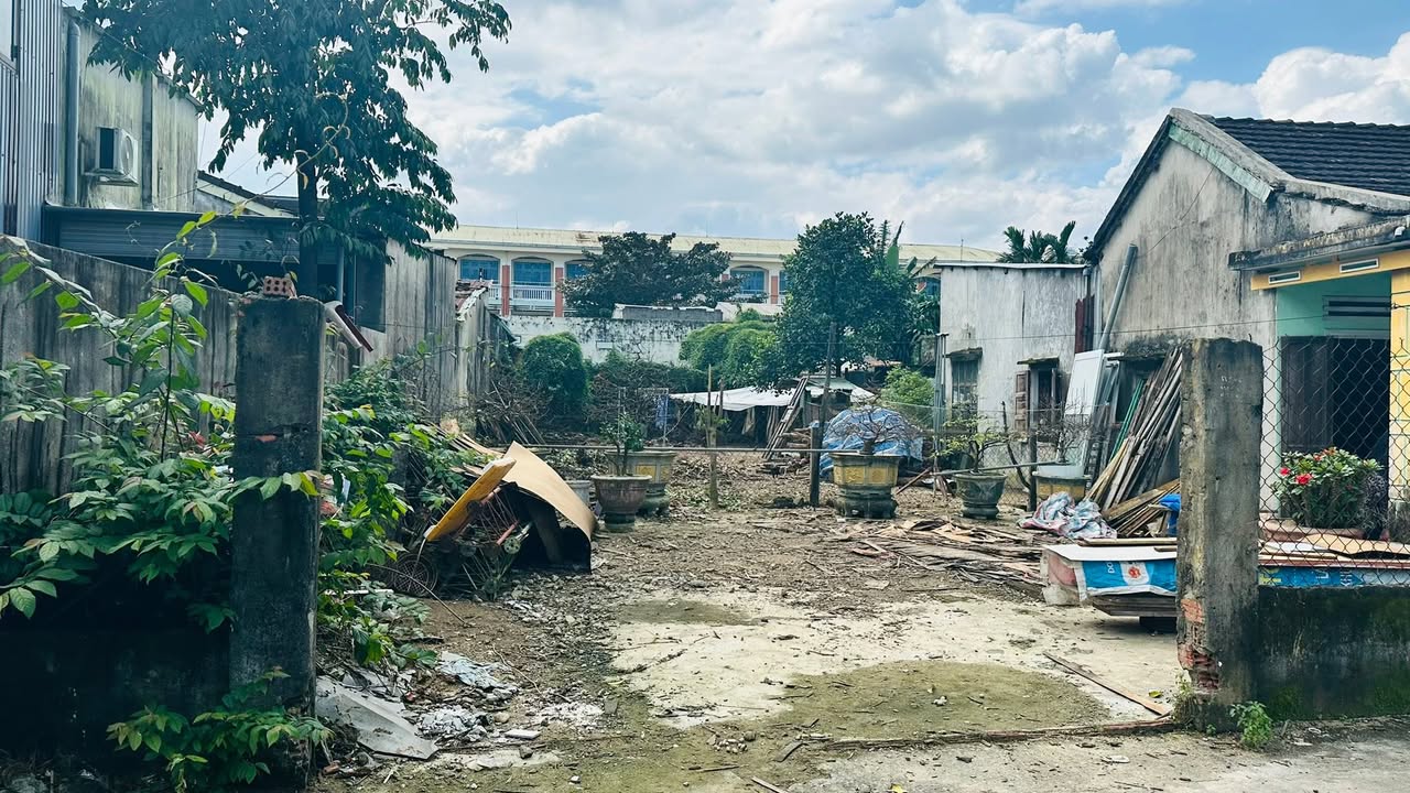 Đất nền An Sơn, Tam Kỳ 168m² giá 2.3 tỷ - Đường bê tông ô tô 4m, thuận tiện giao thông!