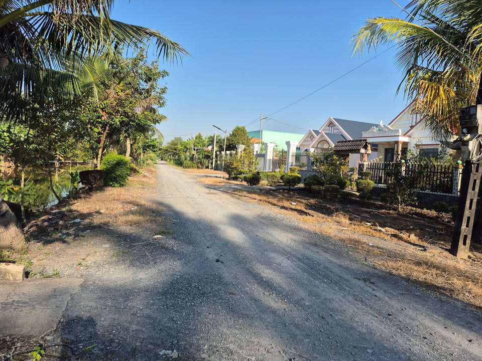 Đất thổ cư 135m² đường Kênh Sáng B, Cần Giuộc - Giá chỉ 950 triệu!