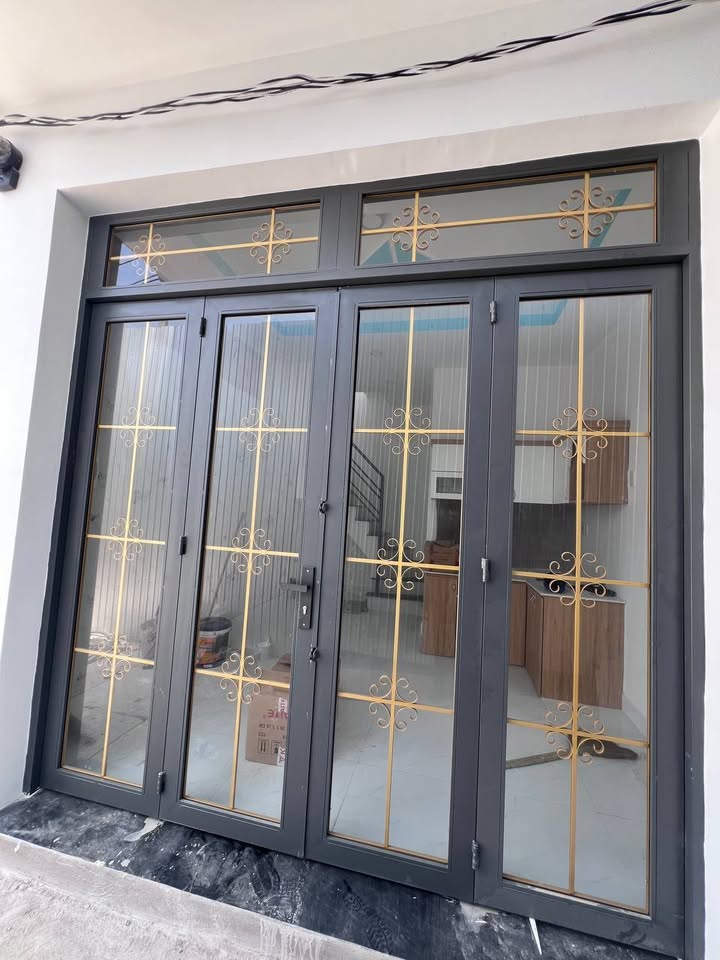 Nhà 2 tầng Tân Kim, Cần Giuộc 24m² giá 690 triệu - Khu dân cư sầm uất!