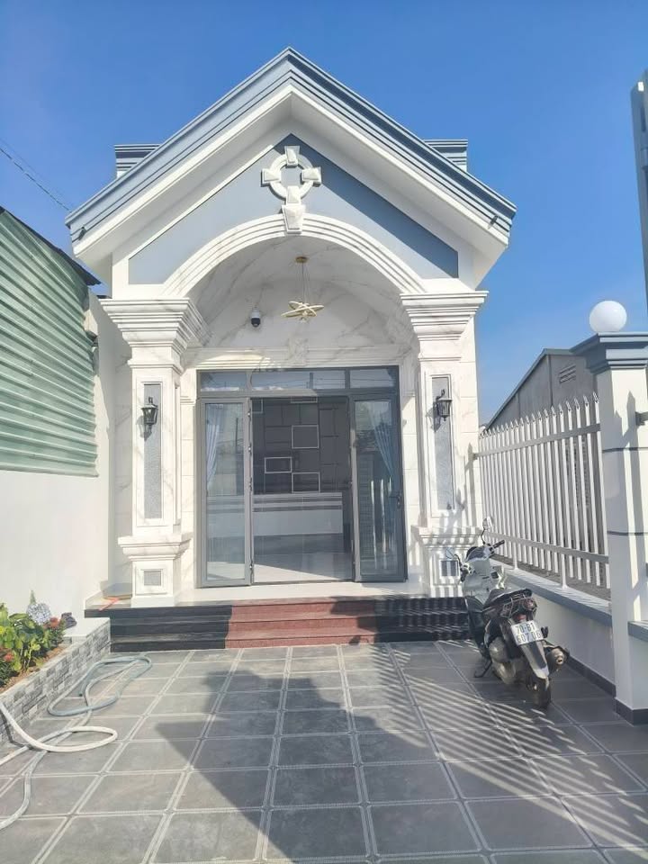 Nhà Mái Thái Đẹp Kp Long Kim, Phường Hoà Thành 139m² giá 1.97 tỷ - Sẵn sàng vào ở!