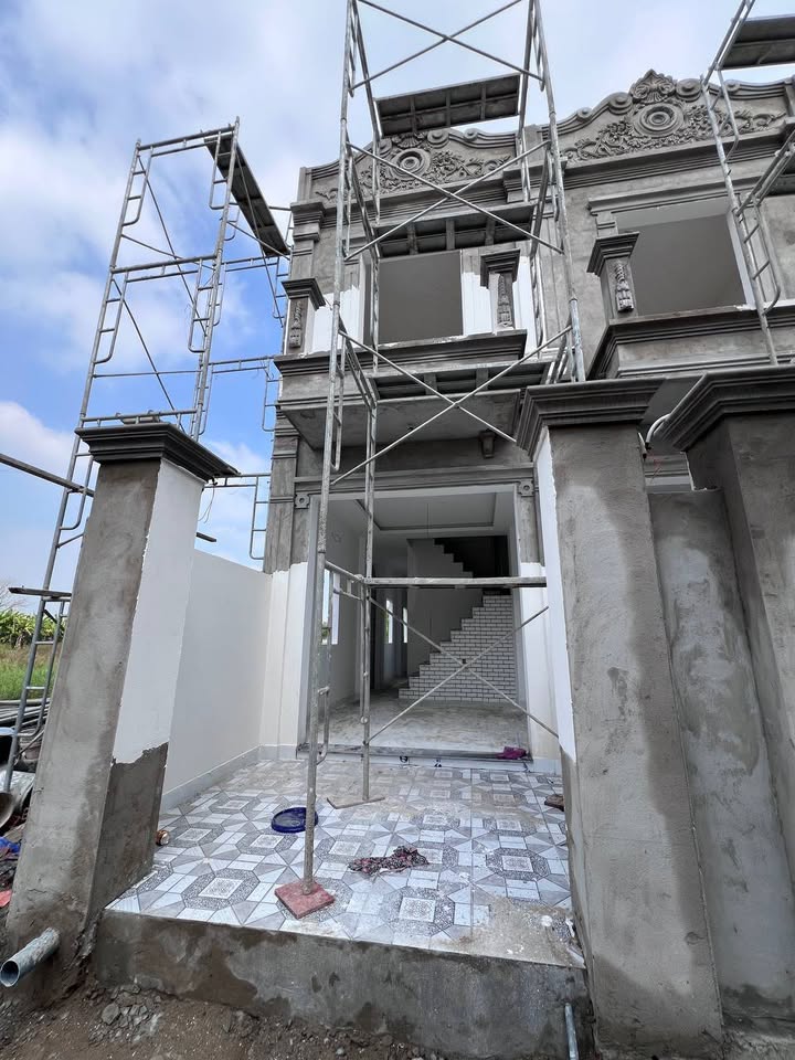 Nhà 4 phòng ngủ Cần Giuộc 45.5m² giá 1 tỷ - Gần siêu thị tiện ích!