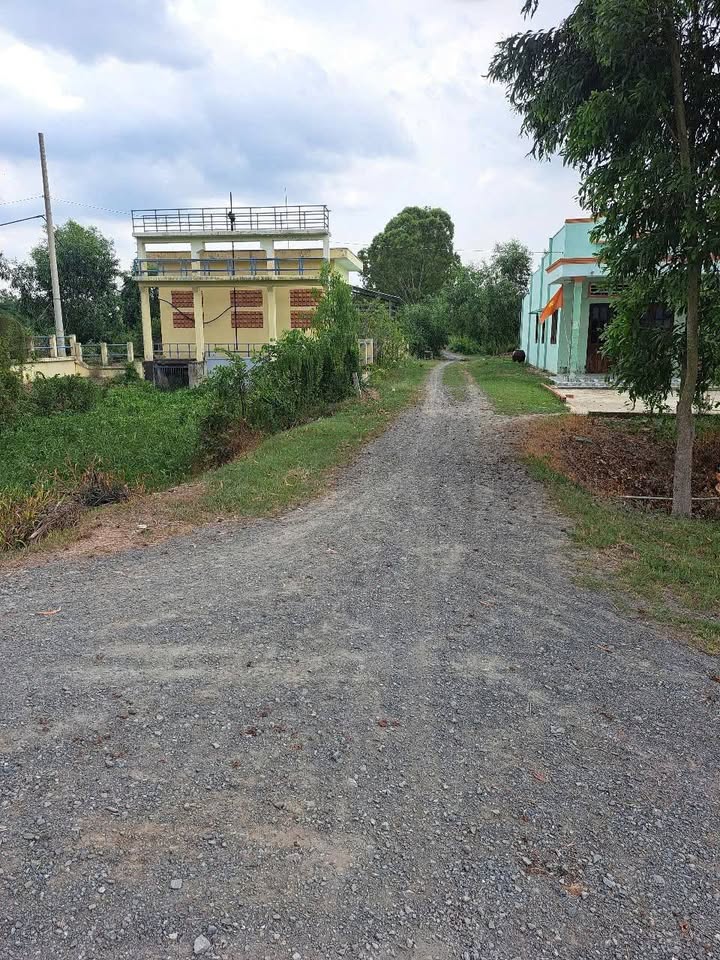 Đất thổ cư Bình Thành, Đức Huệ, Long An 135m² giá 290 triệu - Cơ hội đầu tư tuyệt vời!