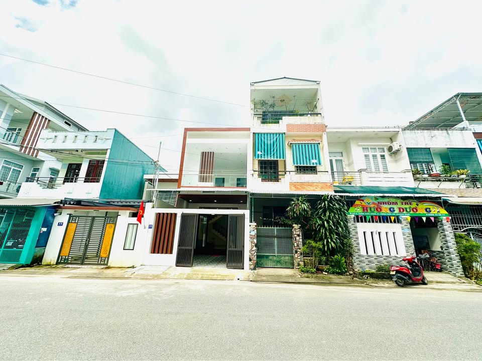 Nhà 2 tầng mặt tiền Trần Thái Tông 100m² giá 4.2 tỷ - Chính chủ bán gấp!