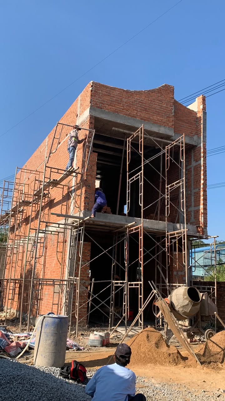 Nhà vườn Tân Định Bến Cát 171m² giá 900 triệu - Nhà 2 tầng hoàn thiện trước Tết!