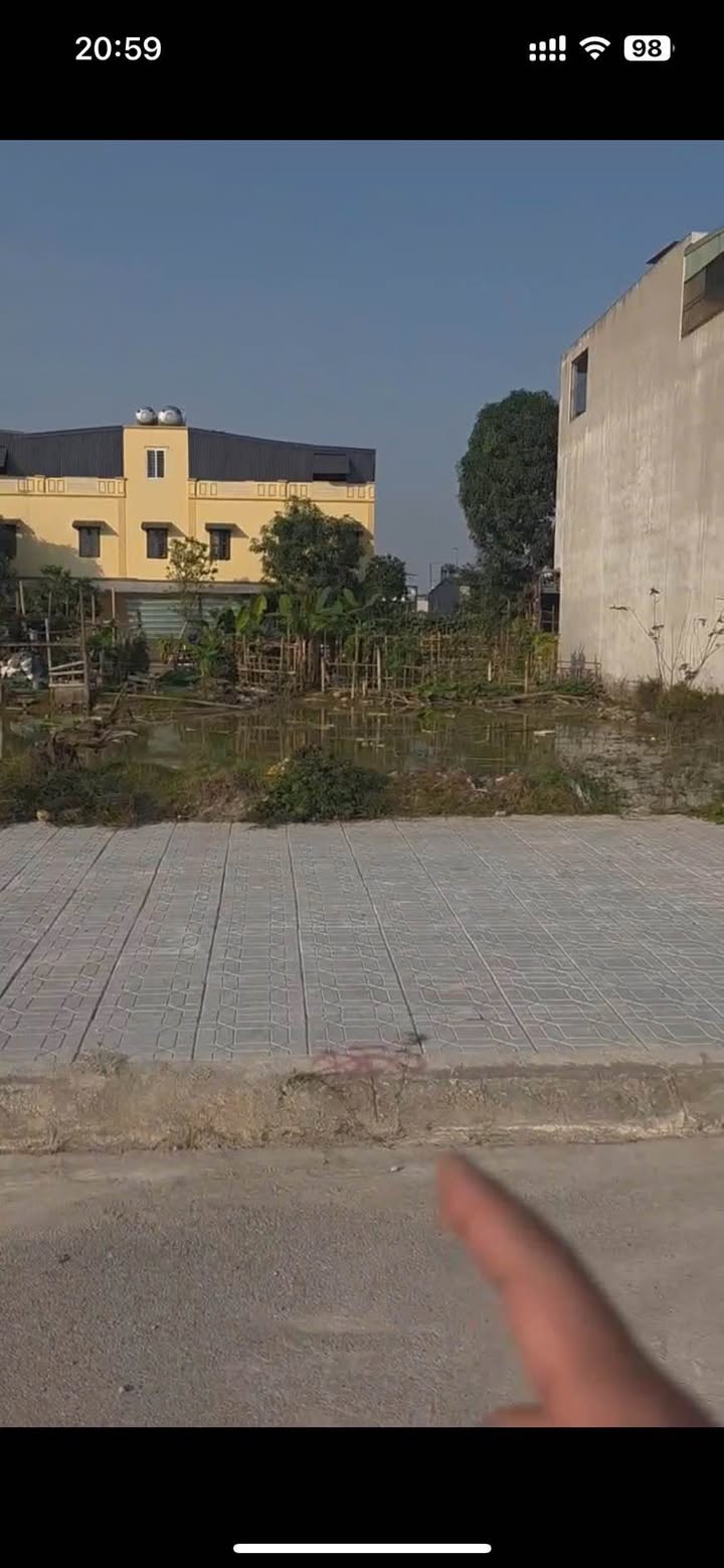 Lô đất đẹp Khu đô thị Núi Long, 75m² giá 3.2 tỷ - Sổ đỏ chính chủ, sang tên nhanh chóng!