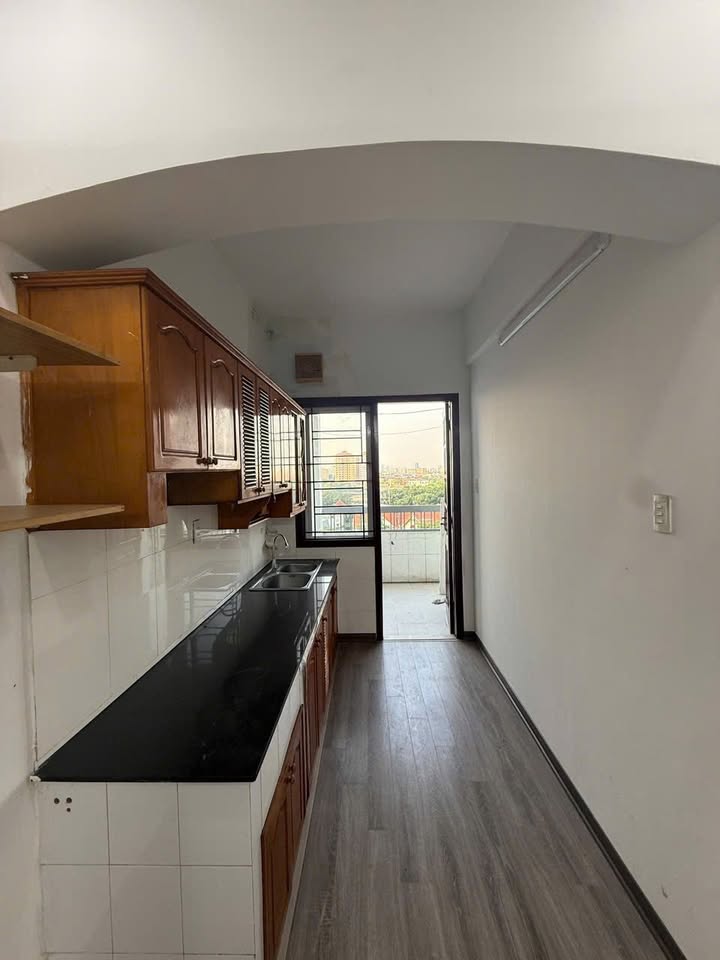 Căn hộ chung cư Nơ 3 Bán đảo Linh Đàm, quận Hoàng Mai 76m² giá 12 triệu - Phù hợp cho hộ gia đình!