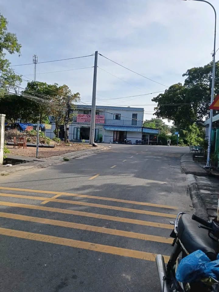 Đất nền mặt tiền đường nhựa số 17 Tam Phước 720m² giá 3.2 tỷ - Cơ hội đầu tư hấp dẫn!