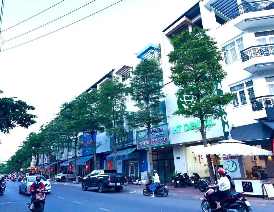 Bán nhà mặt tiền đường Hoàng Văn Thụ, TP. Quy Nhơn, 75m², giá 9.5 tỷ - Sổ hồng chính chủ!