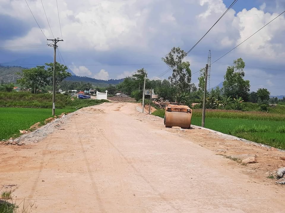 Đất nền Chiêm Sơn Duy Xuyên 120m² giá 400 triệu - Sổ đỏ chính chủ, đường bê tông 3m!