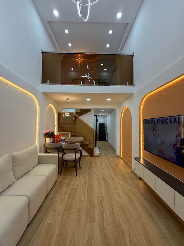 Nhà 3 Tầng Bình Thạnh 30m² giá 5 tỷ - Sẵn sàng vào ở ngay!