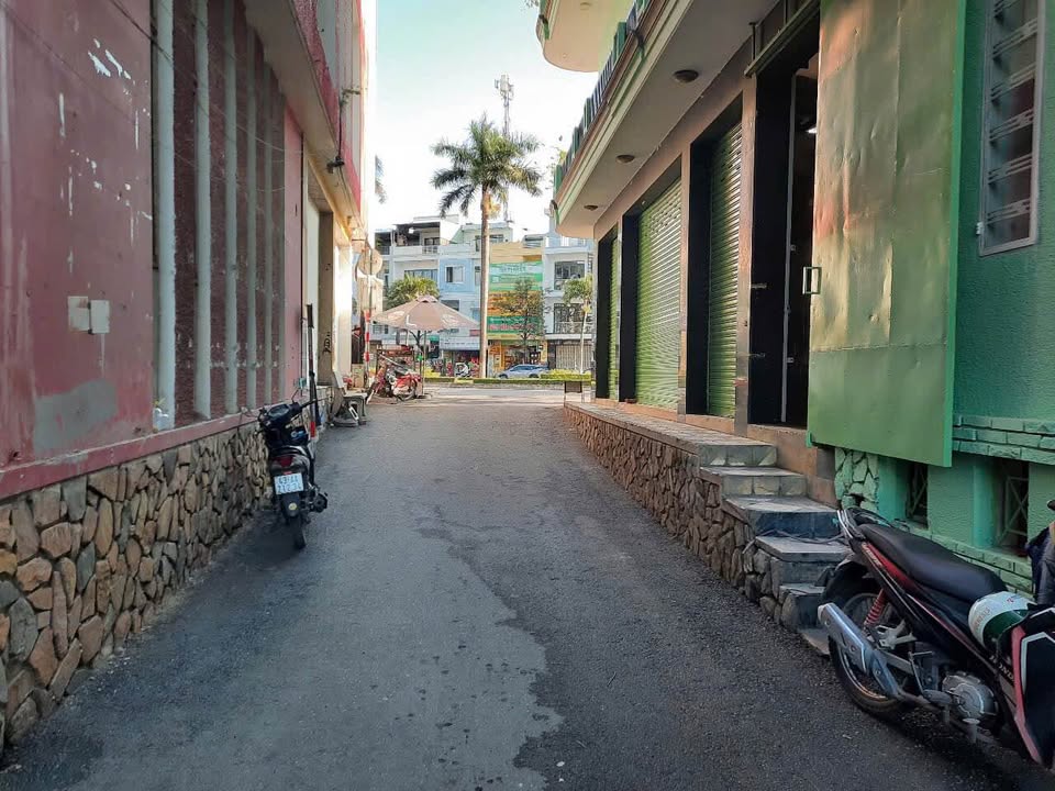 Đất nền kiệt Điện Biên Phủ, Thanh Khê, Đà Nẵng 63m² giá 2.65 tỷ - Cơ hội đầu tư hiếm có!