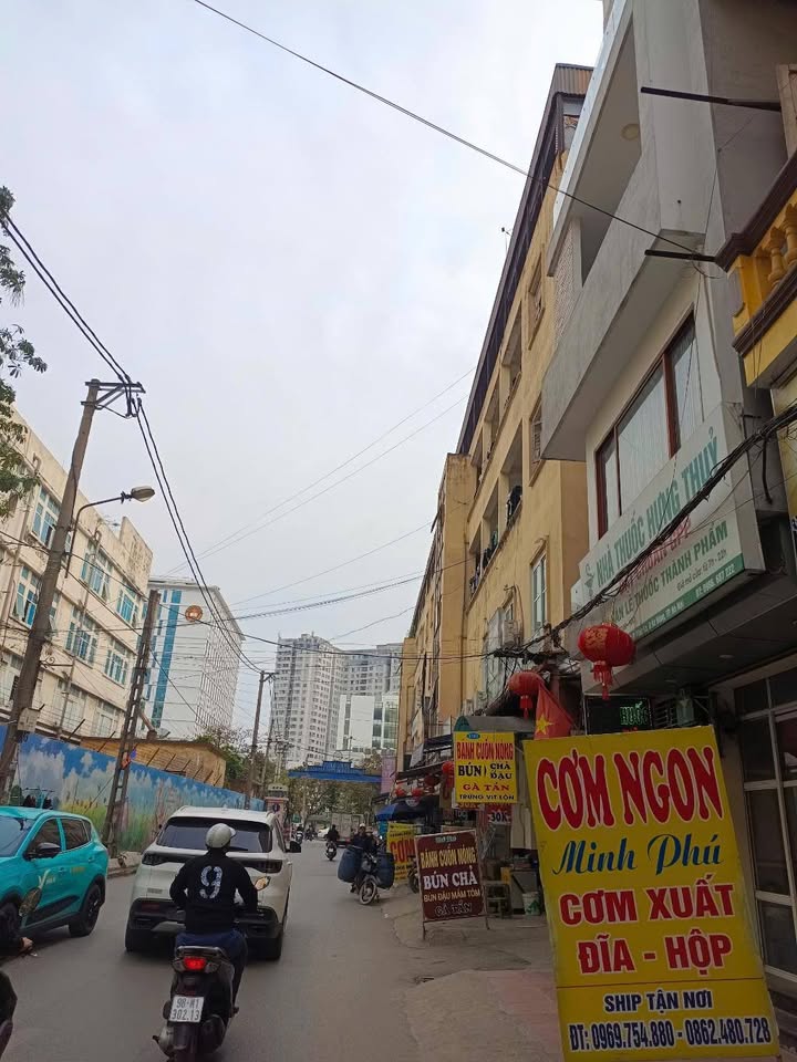 Nhà mặt phố Phùng Hưng, Hà Đông 45m² giá 14.79 tỷ - Vị trí đắc địa kinh doanh sầm uất!