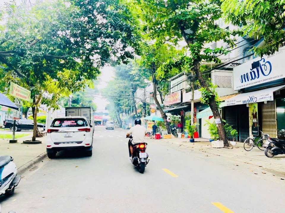 Nhà mặt tiền Phan Đình Phùng, Tân Phú 56m² giá 11.8 tỷ - Đầu tư sinh lời ngay!