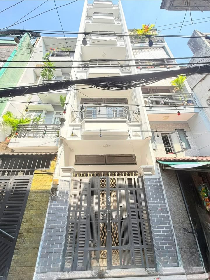 FrontHouse Nguyễn Văn Cừ Quận 10 35m² giá 9 tỷ - Kinh doanh đỉnh cao!