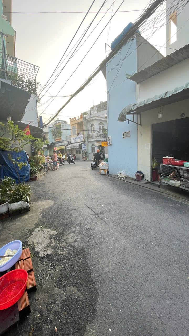 Nhà riêng Liên Khu 2-5 Hiệp Thành Q12 36m² giá 3.48 tỷ - Sổ hồng riêng, tiện ích đầy đủ!