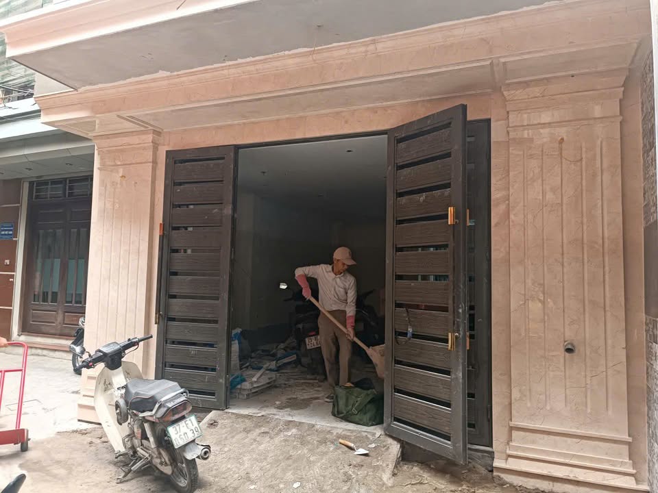 Nhà mặt đường Trương Định, 75m² - Giấy phép xây dựng 5.5 tầng, giá thỏa thuận!