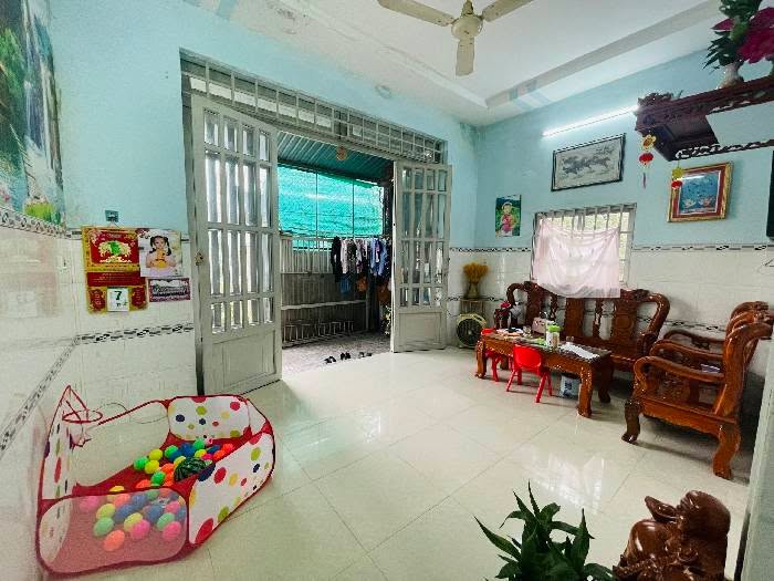 Nhà phố Hóc Môn 58m² giá 3 tỷ - Nhà đủ công năng, vào ở ngay!