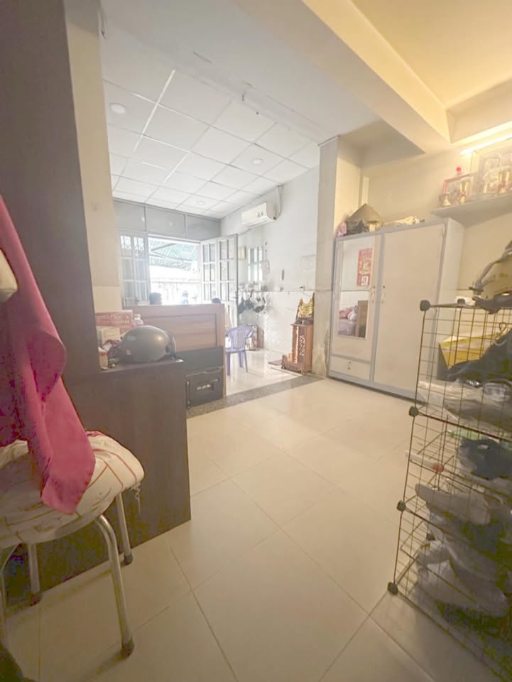 Nhà Mặt Tiền Tô Hiến Thành, Quận 10 - 33m² chỉ 6 tỷ - Kinh doanh thuận lợi!