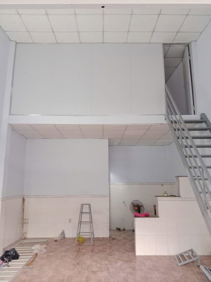 Nhà cho thuê 5.10 gác lửng, Vĩnh Lộc A, 2.7 triệu - Đầy đủ tiện nghi!