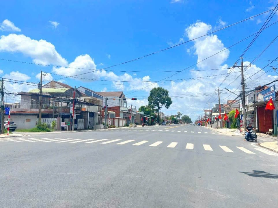 Đất mặt tiền Tôn Đức Thắng, Long Thành Trung 367.5m² giá 4.55 tỷ - Vị trí đẹp, kinh doanh sầm uất!