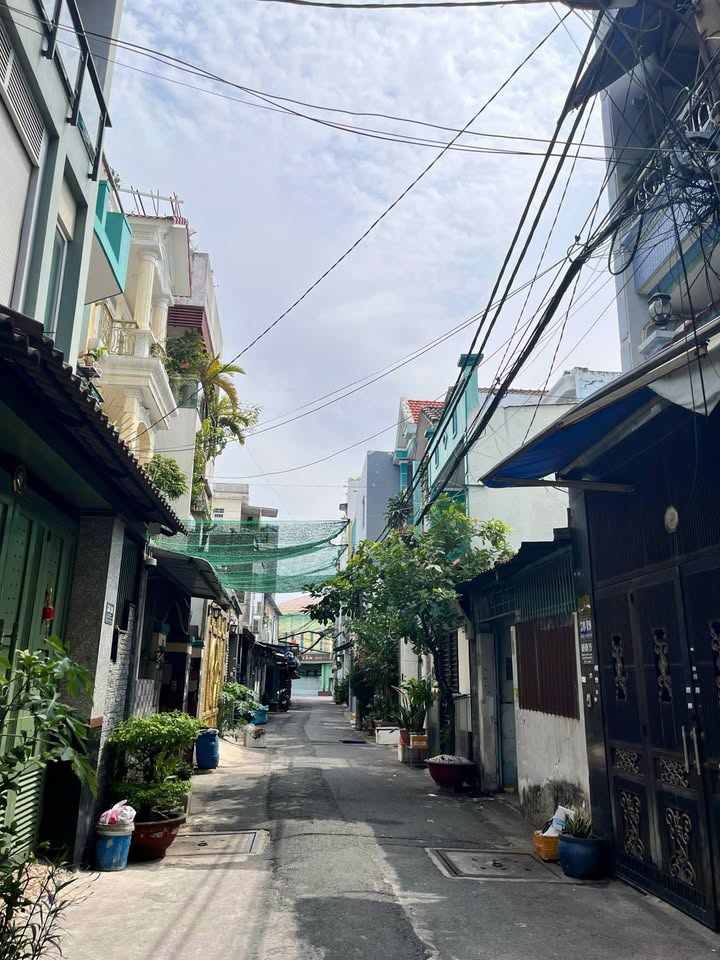 Nhà phố Hẻm Hoa Bằng, Tân Phú, 82m² - Khu dân cư yên tĩnh, chính chủ bán gấp!