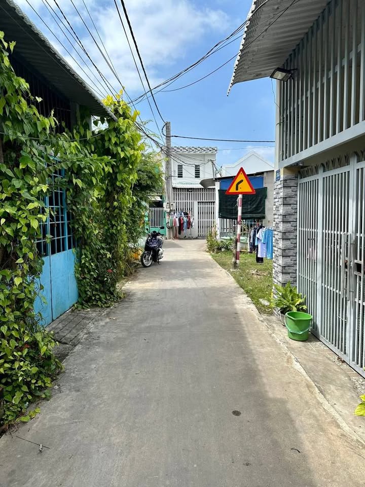 Nhà bán 74m² tại ấp Đông, xã Trung An, TP. Mỹ Tho - An cư lý tưởng với giá 990 triệu!