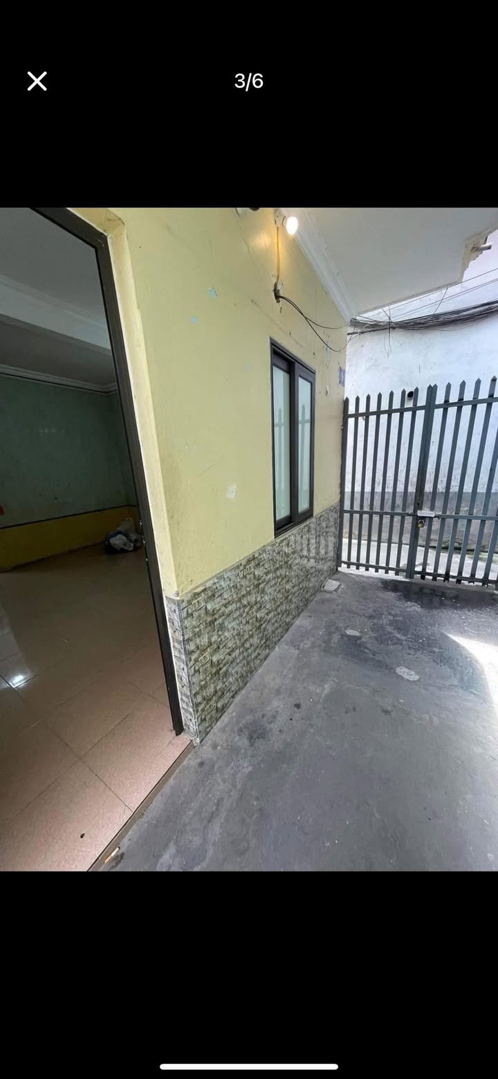 Nhà 2 tầng Đà Nẵng 36m² giá 2 tỷ - Tiện ích đầy đủ, sẵn sàng ở ngay!