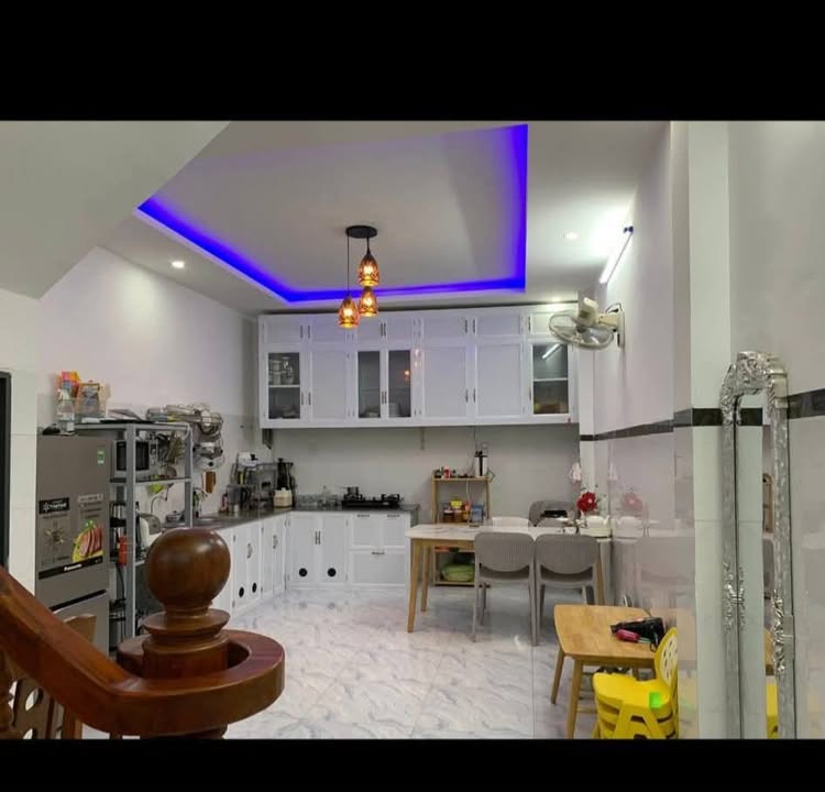 Nhà 2.5 tầng hẻm Âu Cơ, Bùi Thị Xuân, Quy Nhơn 52m² giá 1.2 tỷ - Đẹp và tiện nghi!