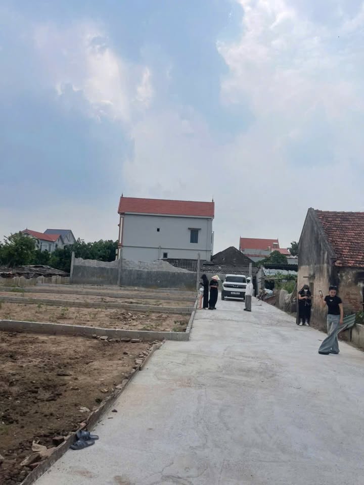 Đất nền Quang Lãng, Phú Xuyên 80m² giá 1.5 tỷ - Đường ô tô vào tận đất!