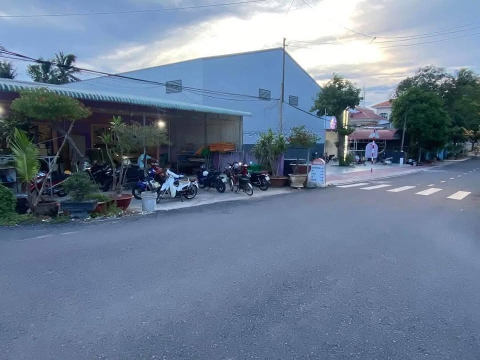 Nhà mặt tiền kinh doanh Tiểu Cần 500m² giá 3.5 tỷ - Đầu tư sinh lời ngay!