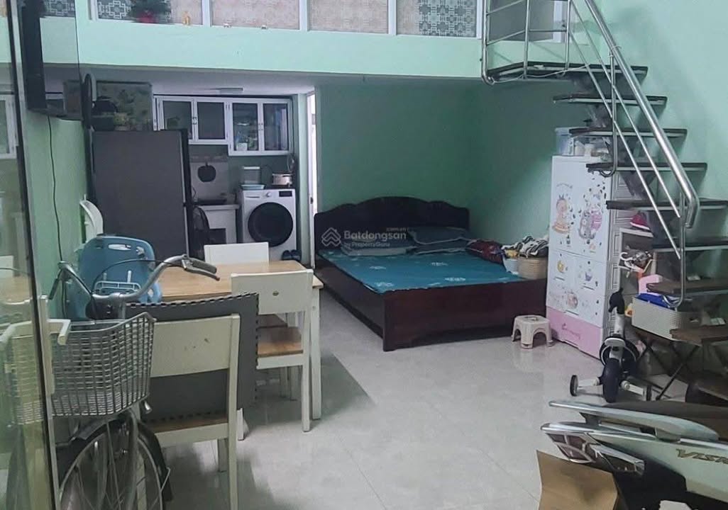 Nhà riêng Ngọc Trì, Thạch Bàn, Long Biên 30m² giá 4 tỷ - Sổ đỏ vuông vức, tiện ích đầy đủ!