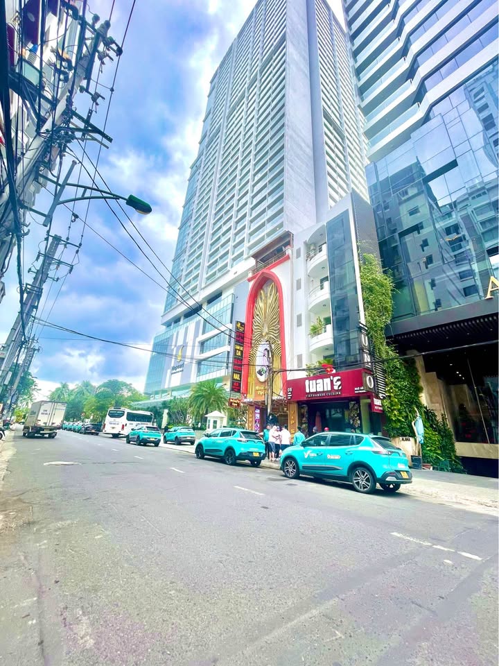 Nhà mặt tiền Trần Quang Khải Nha Trang 38,7m² giá 28 tỷ - Đối diện Vincom!