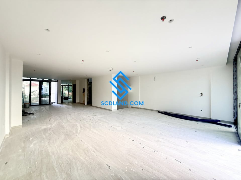 Cho thuê mặt bằng 3 tầng tại Lộc Thọ, Nha Trang - Giá 75 triệu/tháng, vị trí đắc địa cho kinh doanh!