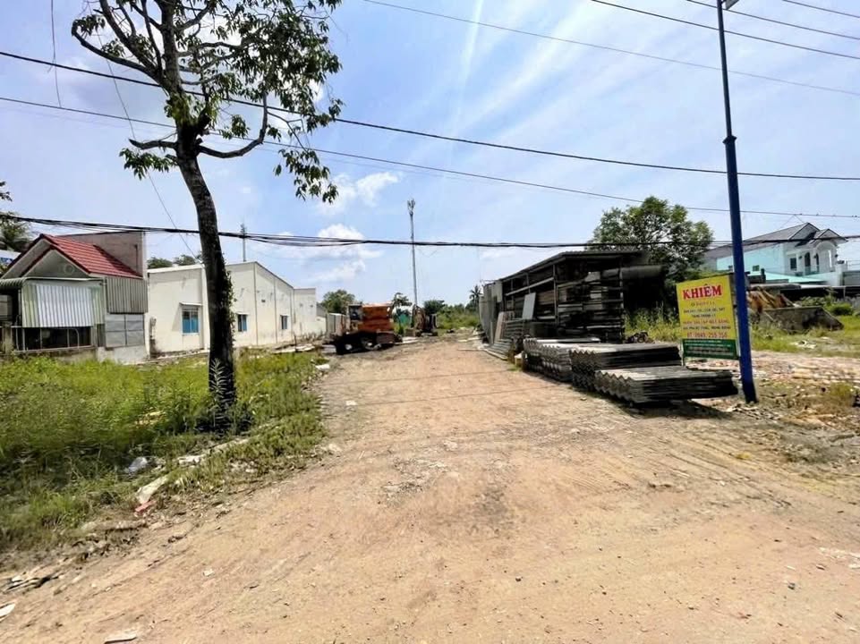 Đất nền 2 mặt tiền đường Võ Văn Kiệt, Phường 2 Sóc Trăng, 708m² - Vị trí đẹp, tiện kinh doanh!