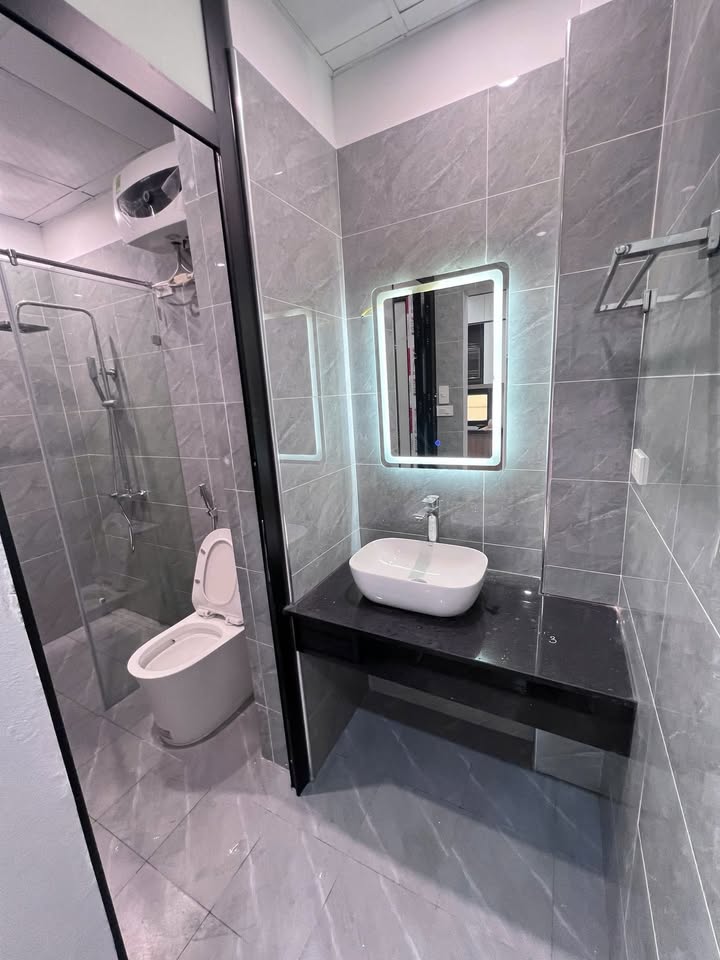 Căn hộ 1 phòng ngủ Trần Duy Hưng Cầu Giấy 50m² - Full nội thất, tiện nghi sống tuyệt vời!