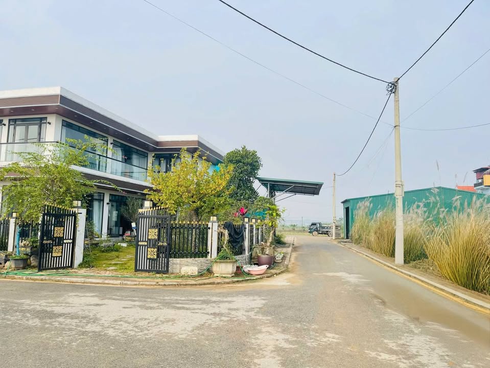 Đất nền Hương Nộn, Tam Nông 120m² giá 1.95 tỷ - Khu kinh doanh sầm uất!