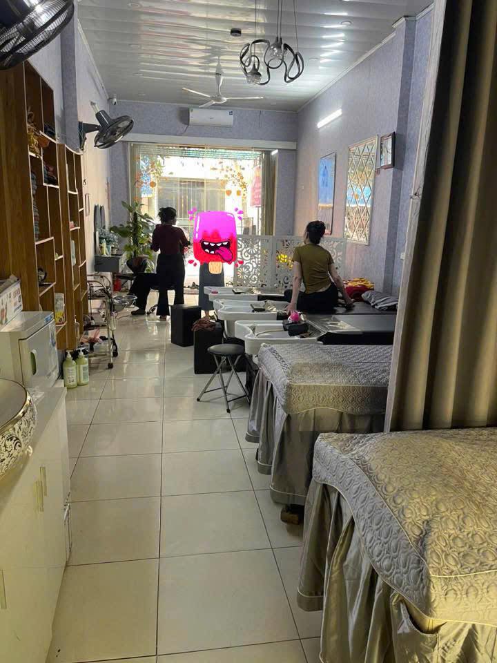 Nhà 2 tầng phố Lê Lợi Bắc Giang 74m² giá 6.9 tỷ - Cơ hội đầu tư hấp dẫn!