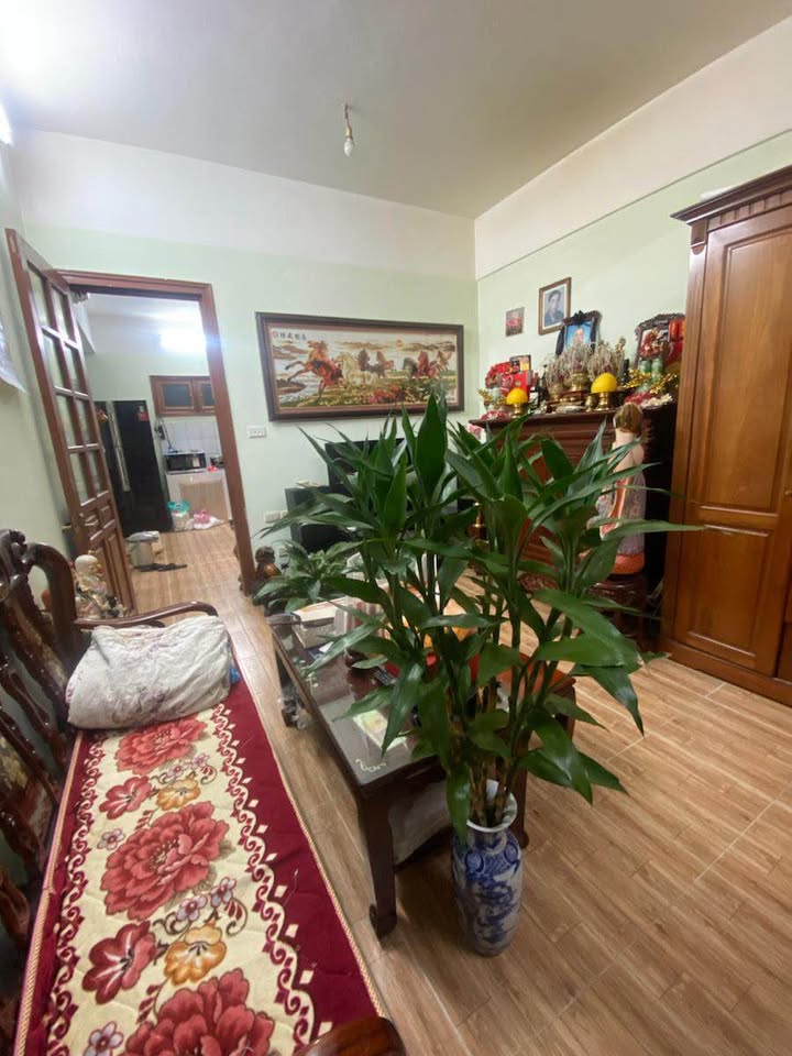 Chung cư Đền Lừ Hoàng Mai 70m² giá 4 tỷ - Sổ hồng chính chủ, sẵn sàng về ở!