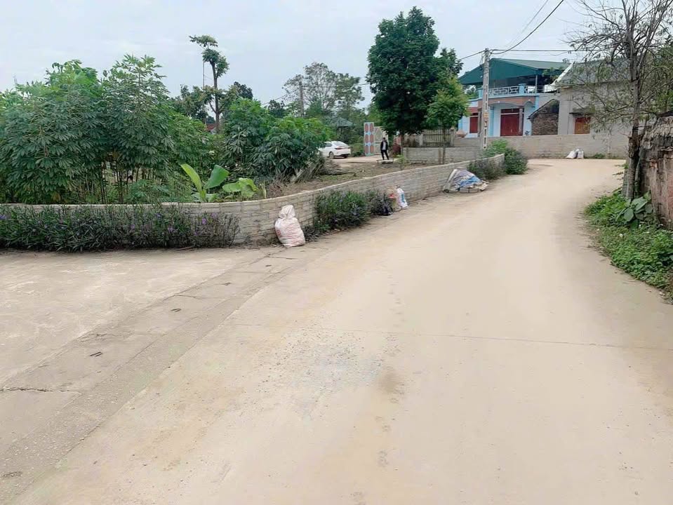 Lô đất Vân Hòa Ba Vì 811m² - 3 mặt tiền duy nhất, vị trí đẹp