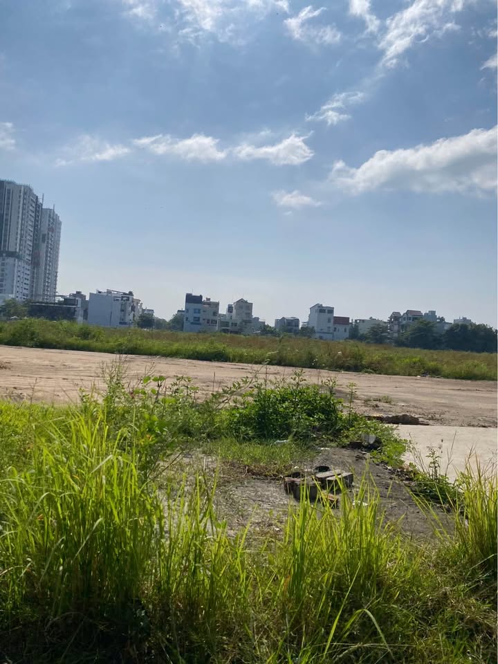 Bán Toà Building Mặt Tiền Phan Bá Vành, Quận 2 - Đầu tư sinh lời ngay!