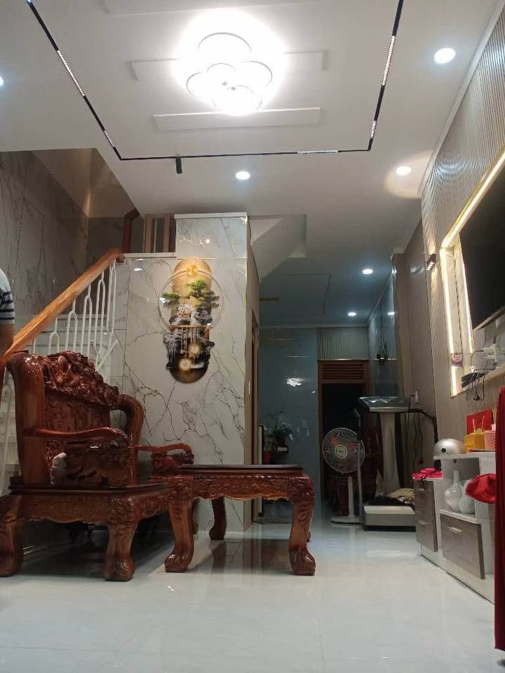 Nhà hẻm xe tải Nguyễn Ảnh Thủ, quận 12, 56m², giá 5.15 tỷ - Chính chủ bán gấp!