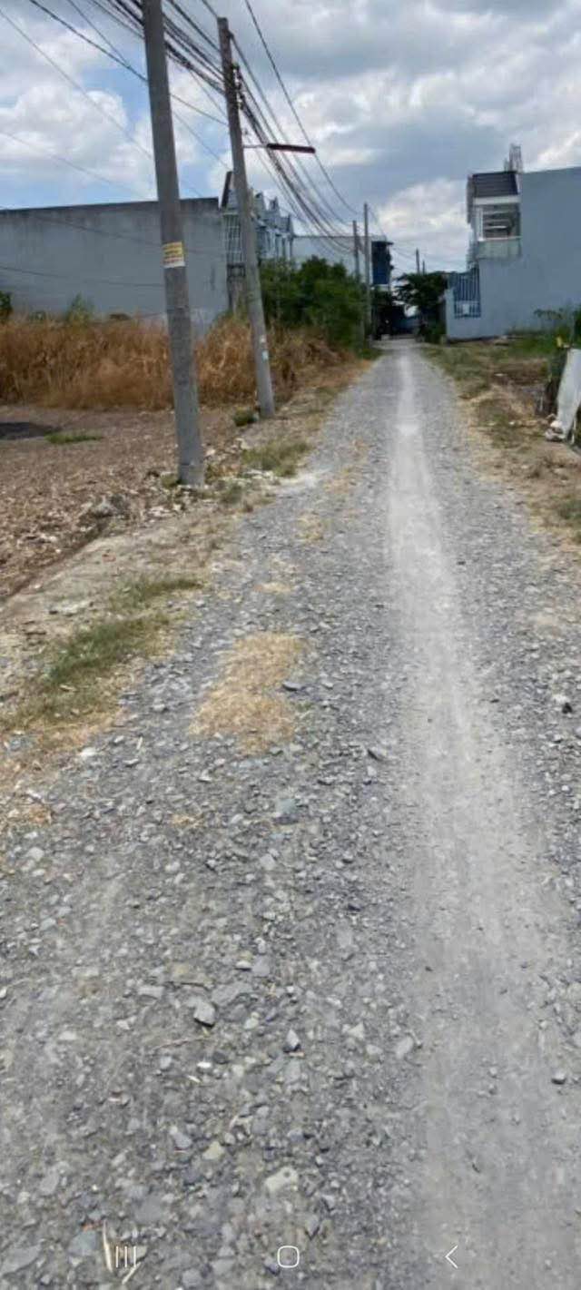 Đất nền thổ cư Kim Điền Cần Giuộc 112m² giá 1.55 tỷ - Hẻm xe hơi, thuận tiện di chuyển!