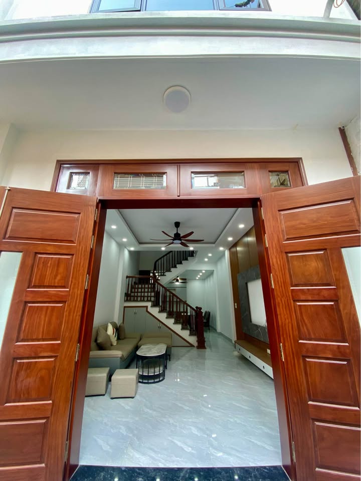 Nhà 3 tầng Nguyễn Thị Duệ 50m² giá 2 tỷ - Thiết kế hiện đại, hỗ trợ vay ngân hàng!