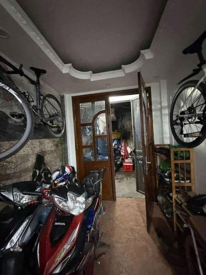 Nhà phố Tam Trinh 20m² giá 4.75 tỷ - Gần Time City, đầy đủ tiện ích!