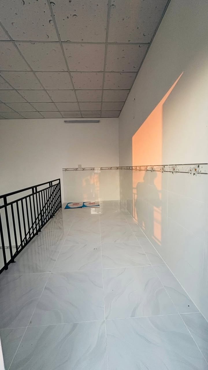 Phòng trọ mới xây tại Bình Thủy 30m² giá chỉ 3 triệu - Sẵn sàng cho thuê!